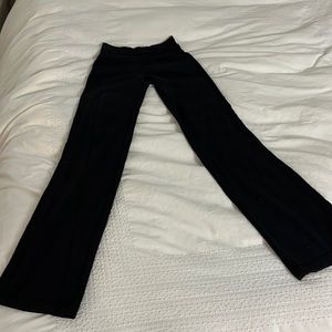 Lululemon 2 regular bootcut flare yoga pants